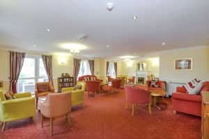 COMMUNAL LOUNGE- click for photo gallery